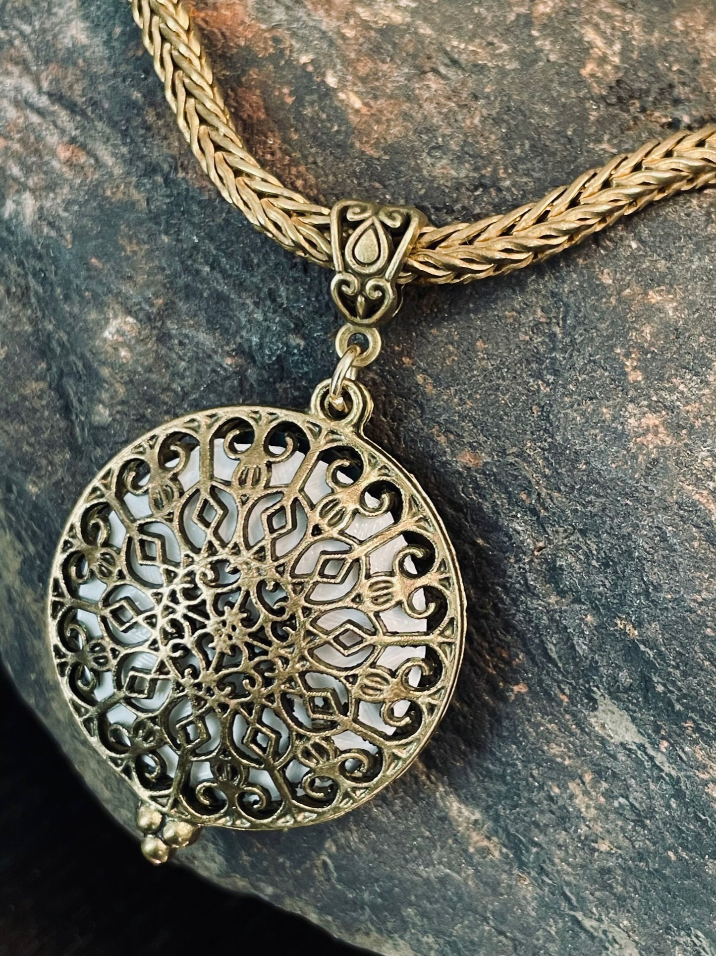 Cathedral Pendant - Inferno/Serpentine