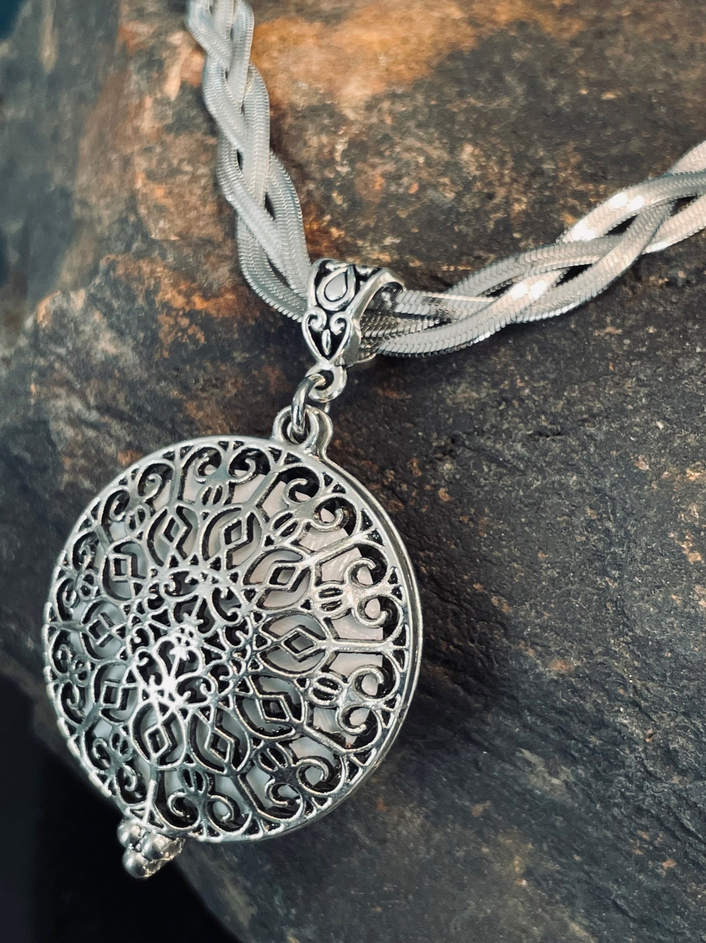 Cathedral Pendant - Siren/Rapunzel