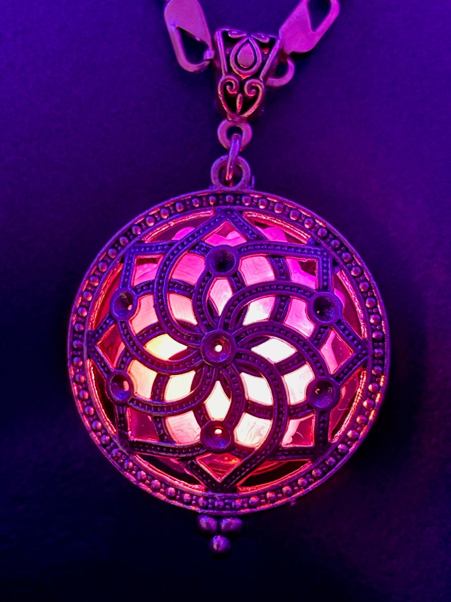 Helios Pendant - Coral/Disko