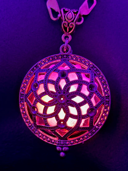 Helios Pendant - Coral/Disko