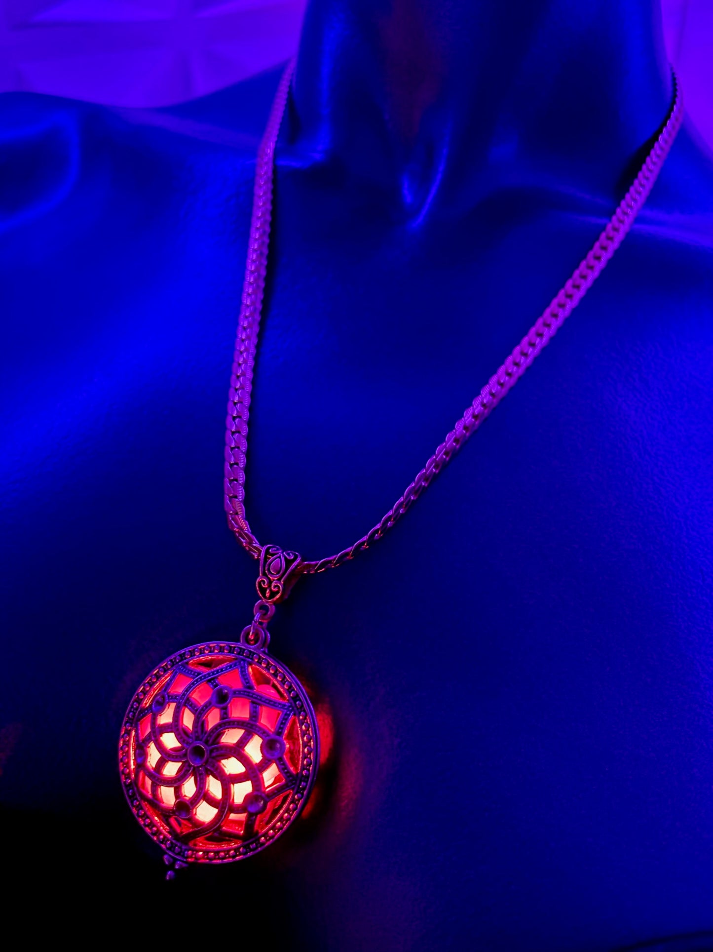 Helios Pendant - Bloodline/Infinity