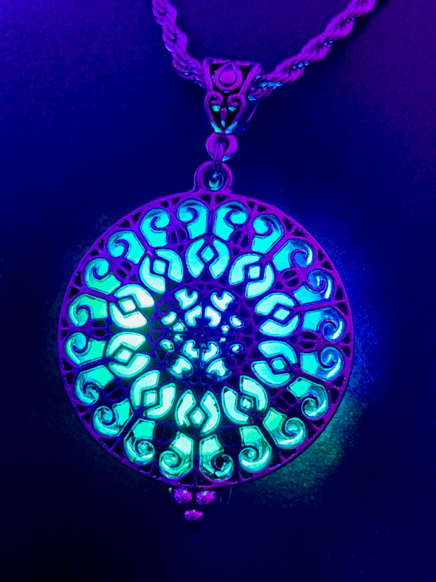 Cathedral Pendant - Odyssey/Twine