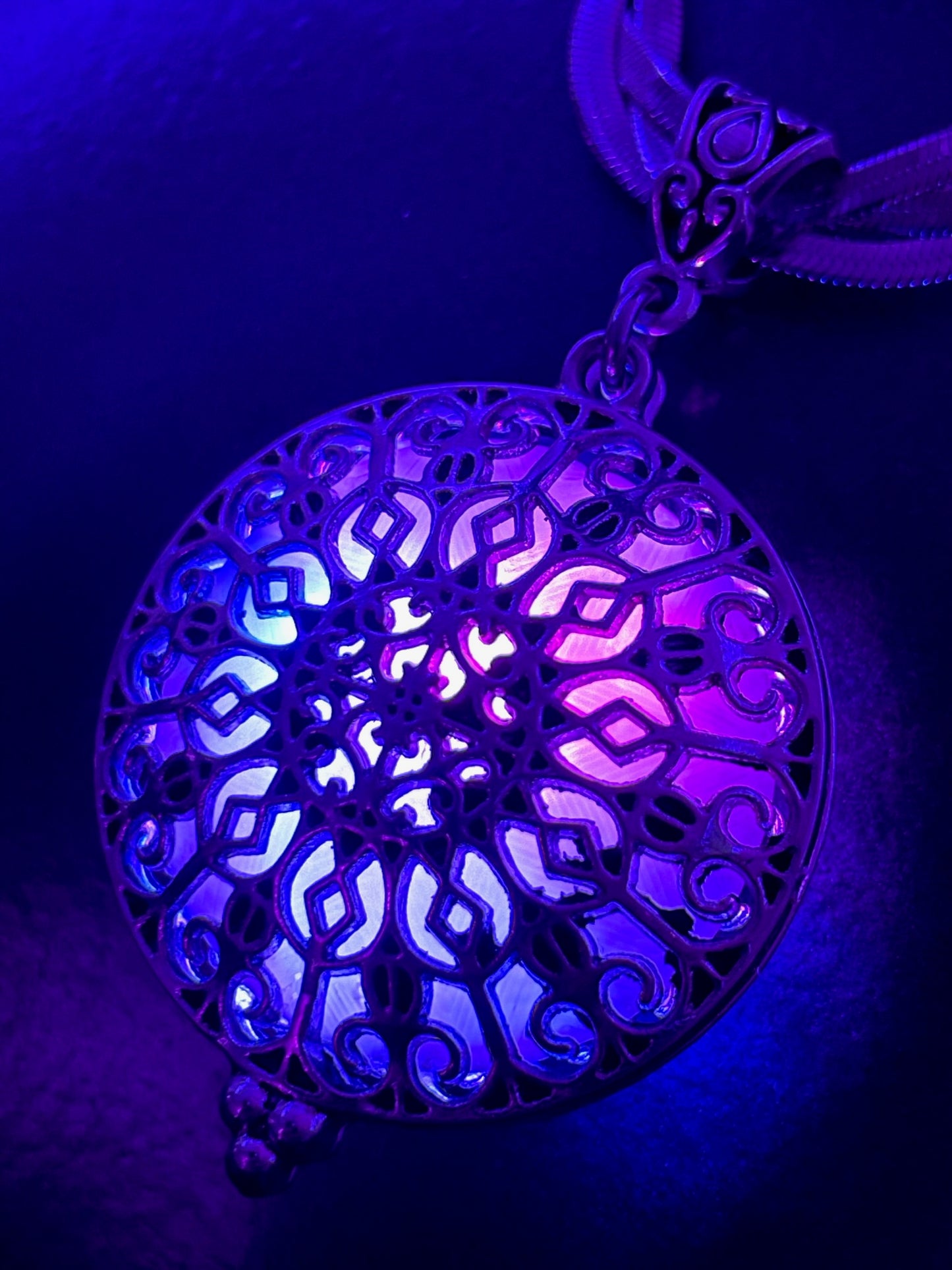 Cathedral Pendant - Siren/Rapunzel