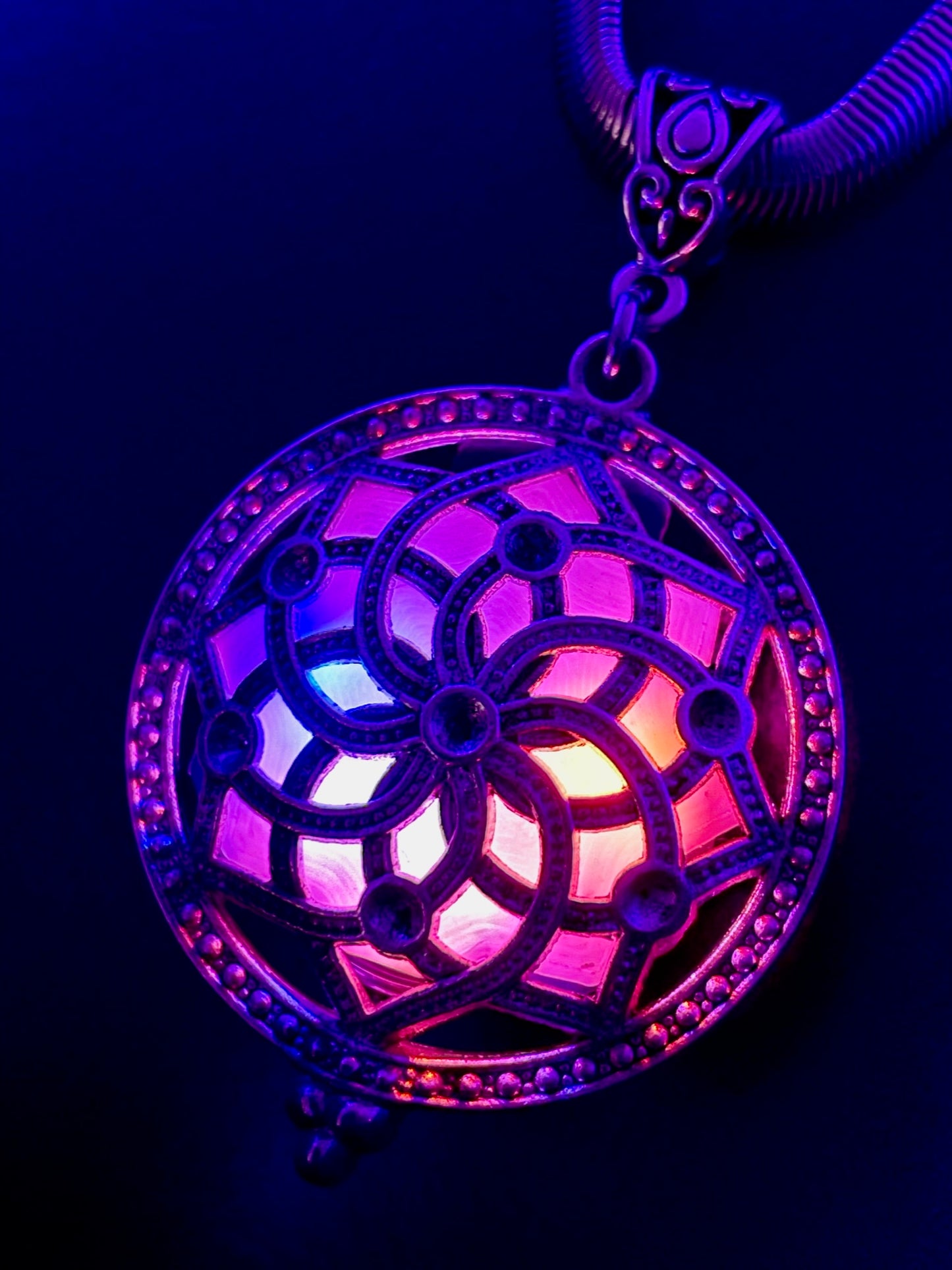 Helios Pendant - Sunset/Cobra