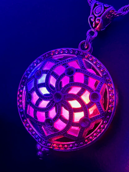 Helios Pendant - Siren/Helix
