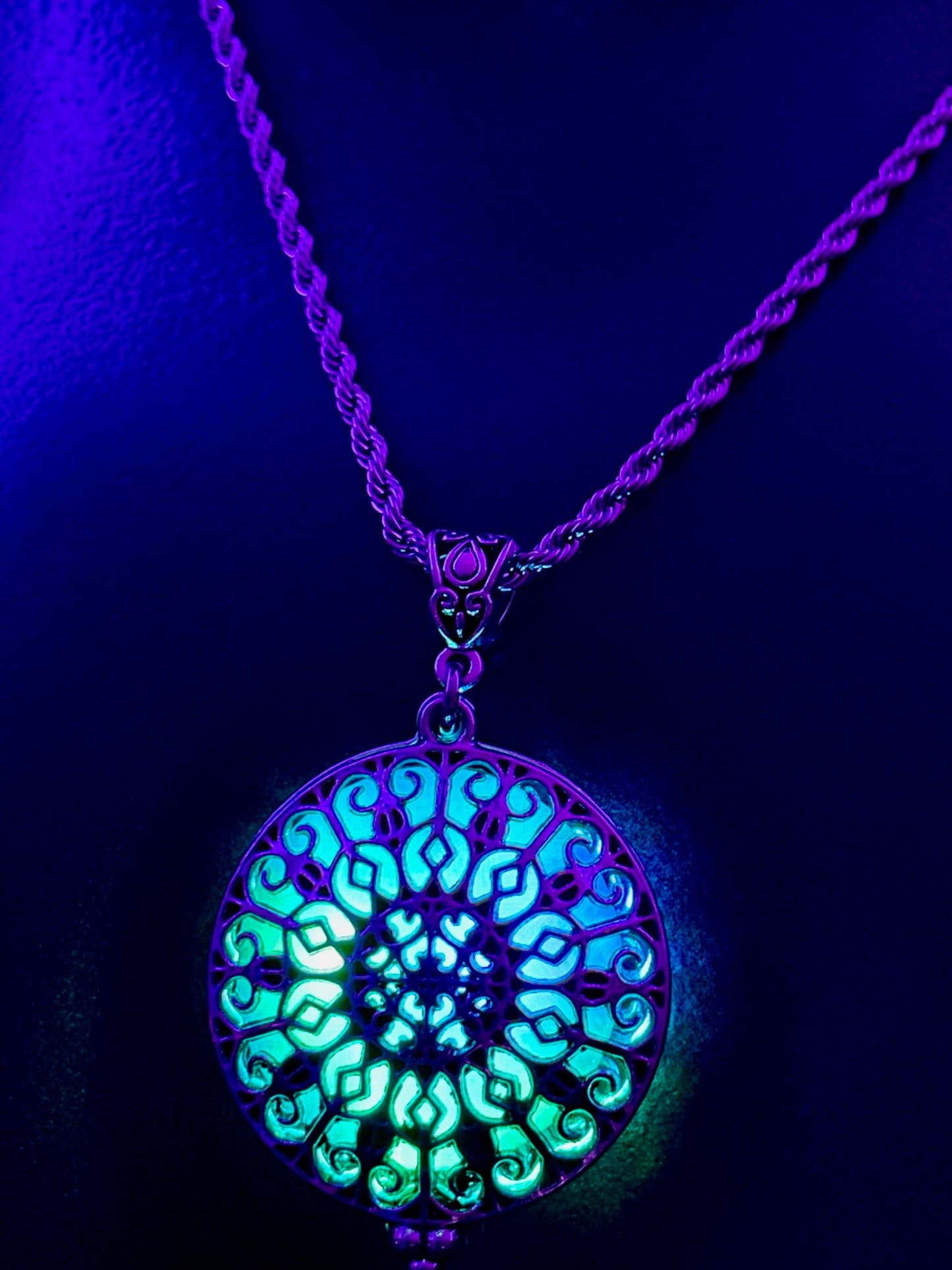 Cathedral Pendant - Odyssey/Twine