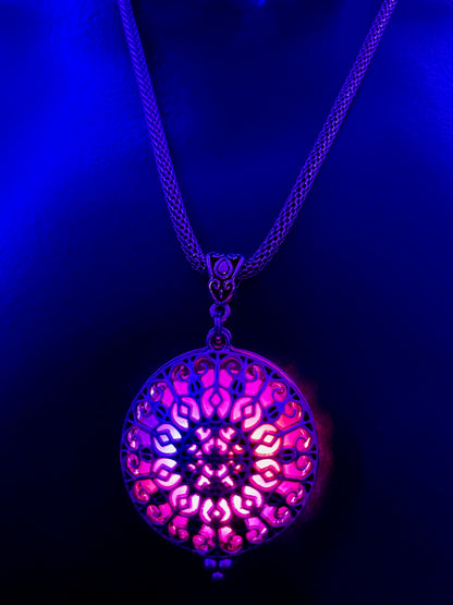 Cathedral Pendant - Siren/Python