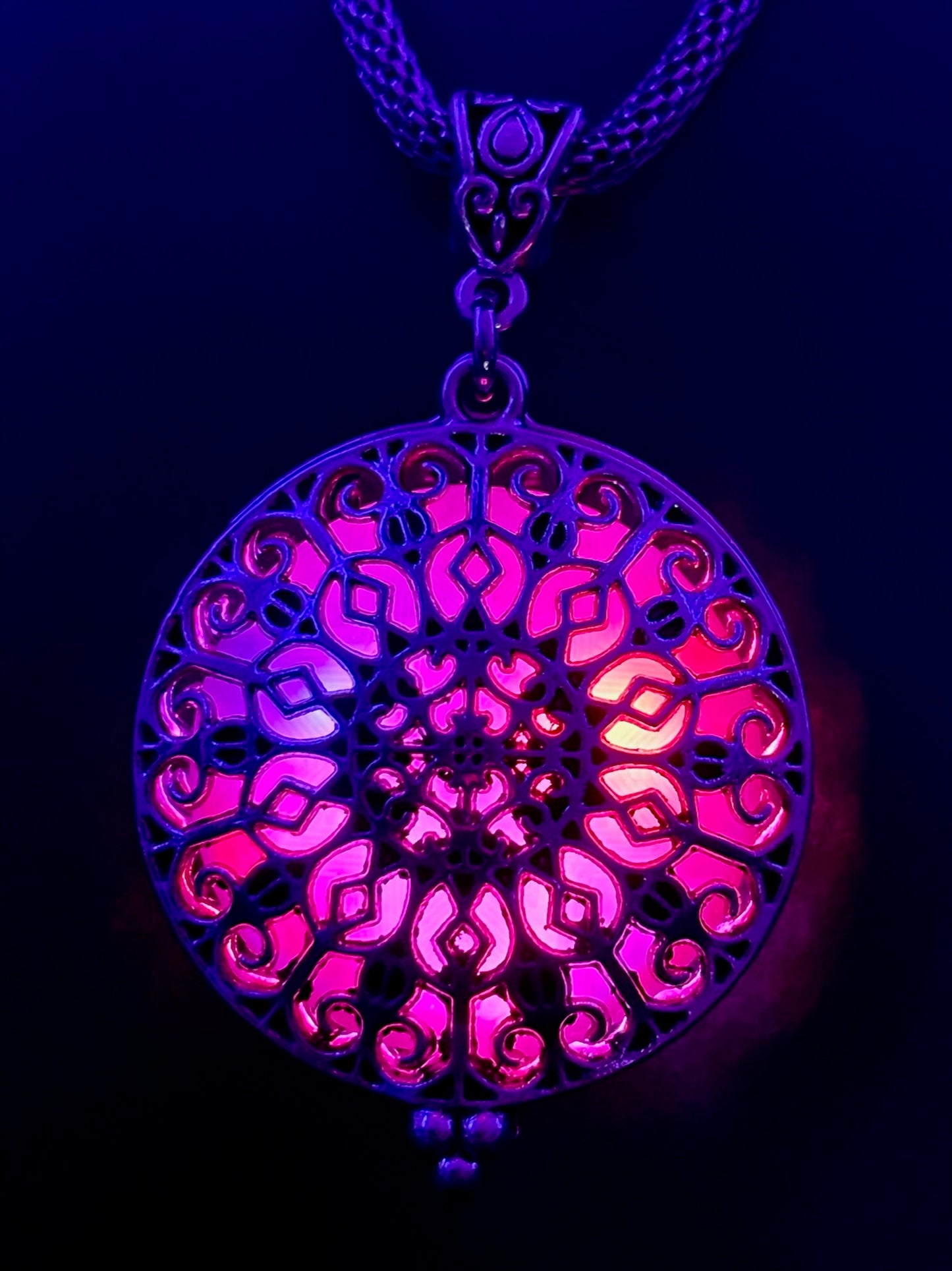 Cathedral Pendant - Siren/Python
