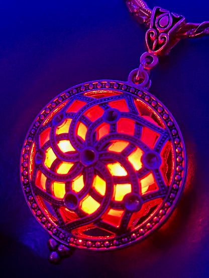 Helios Pendant - Bloodline/Infinity