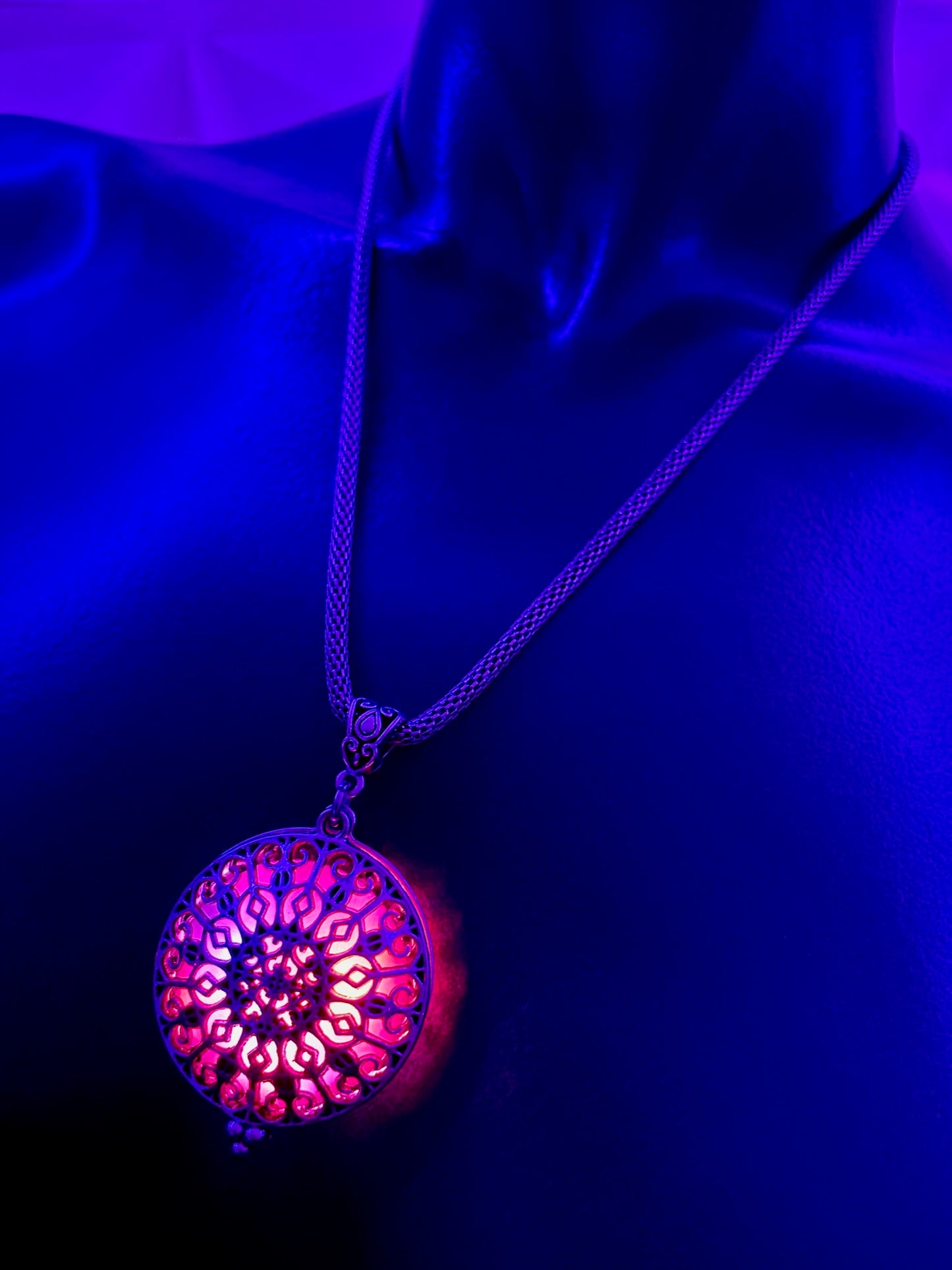 Cathedral Pendant - Siren/Python