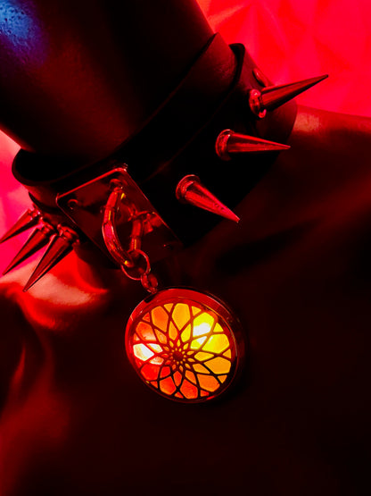 “Smolder” Spike Choker