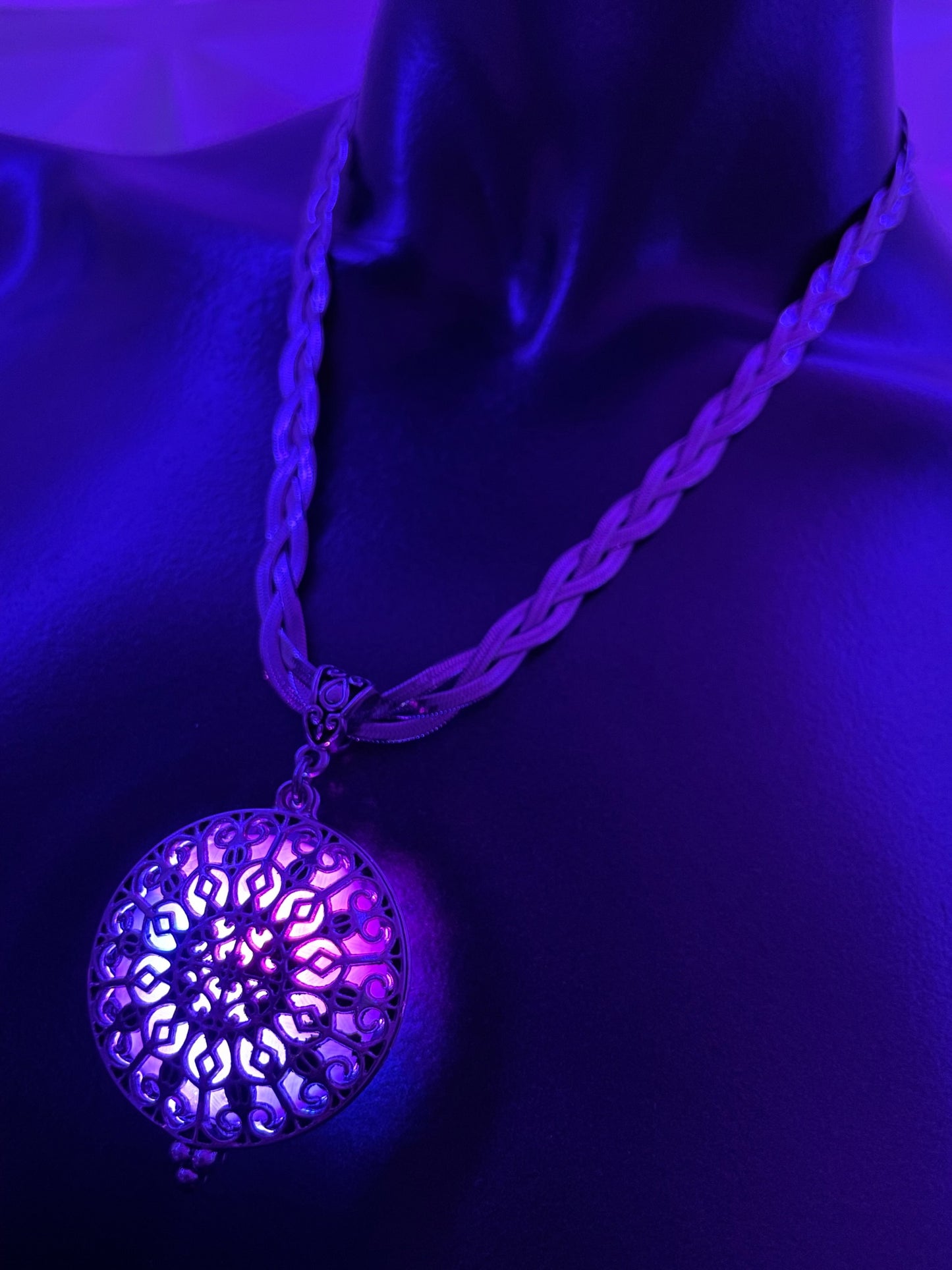 Cathedral Pendant - Siren/Rapunzel