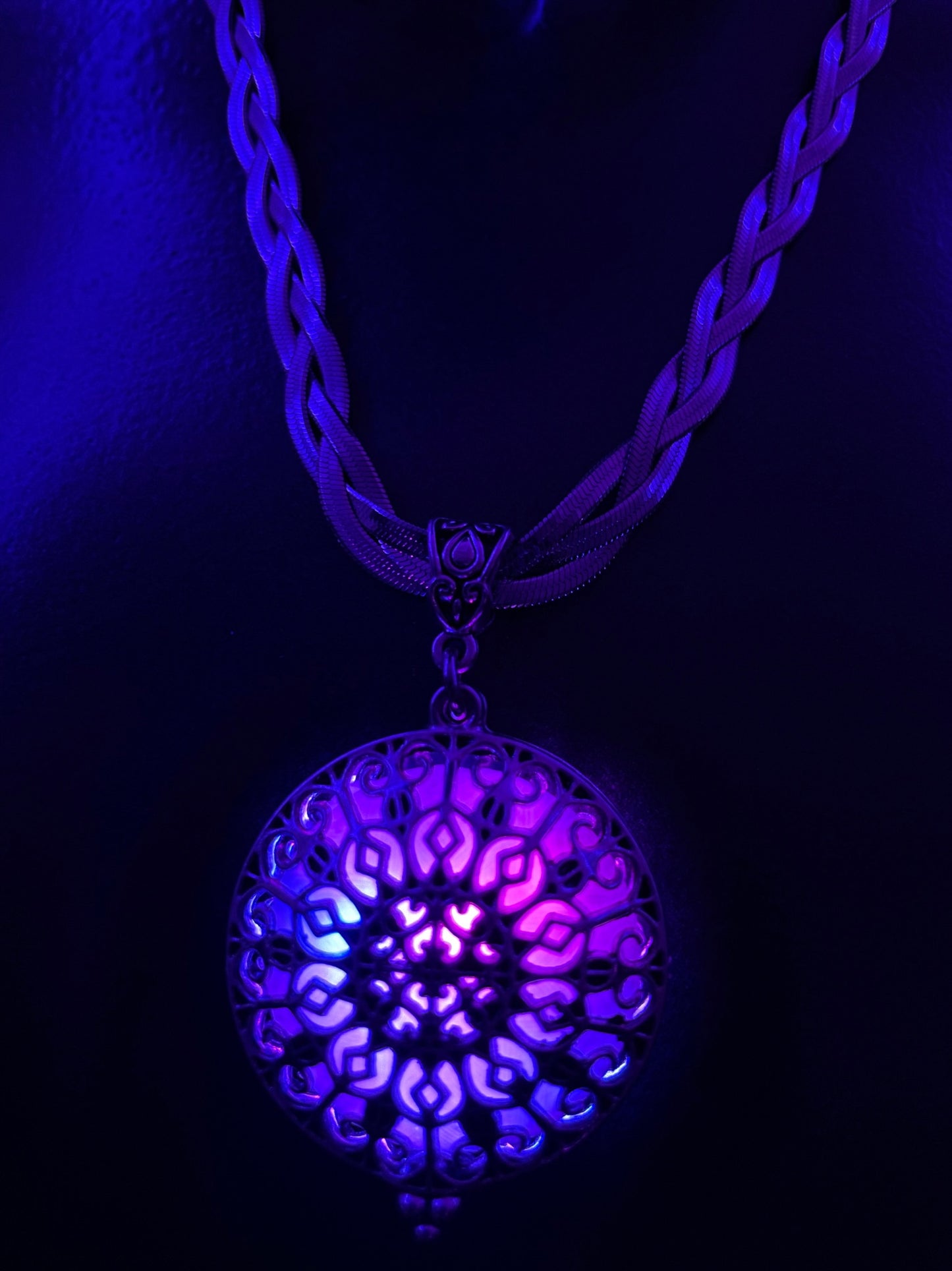 Cathedral Pendant - Siren/Rapunzel