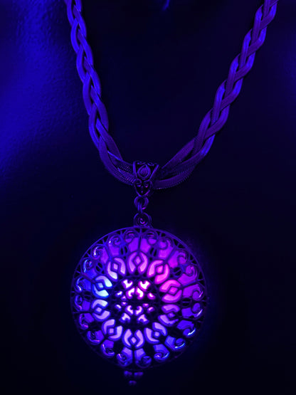 Cathedral Pendant - Siren/Rapunzel