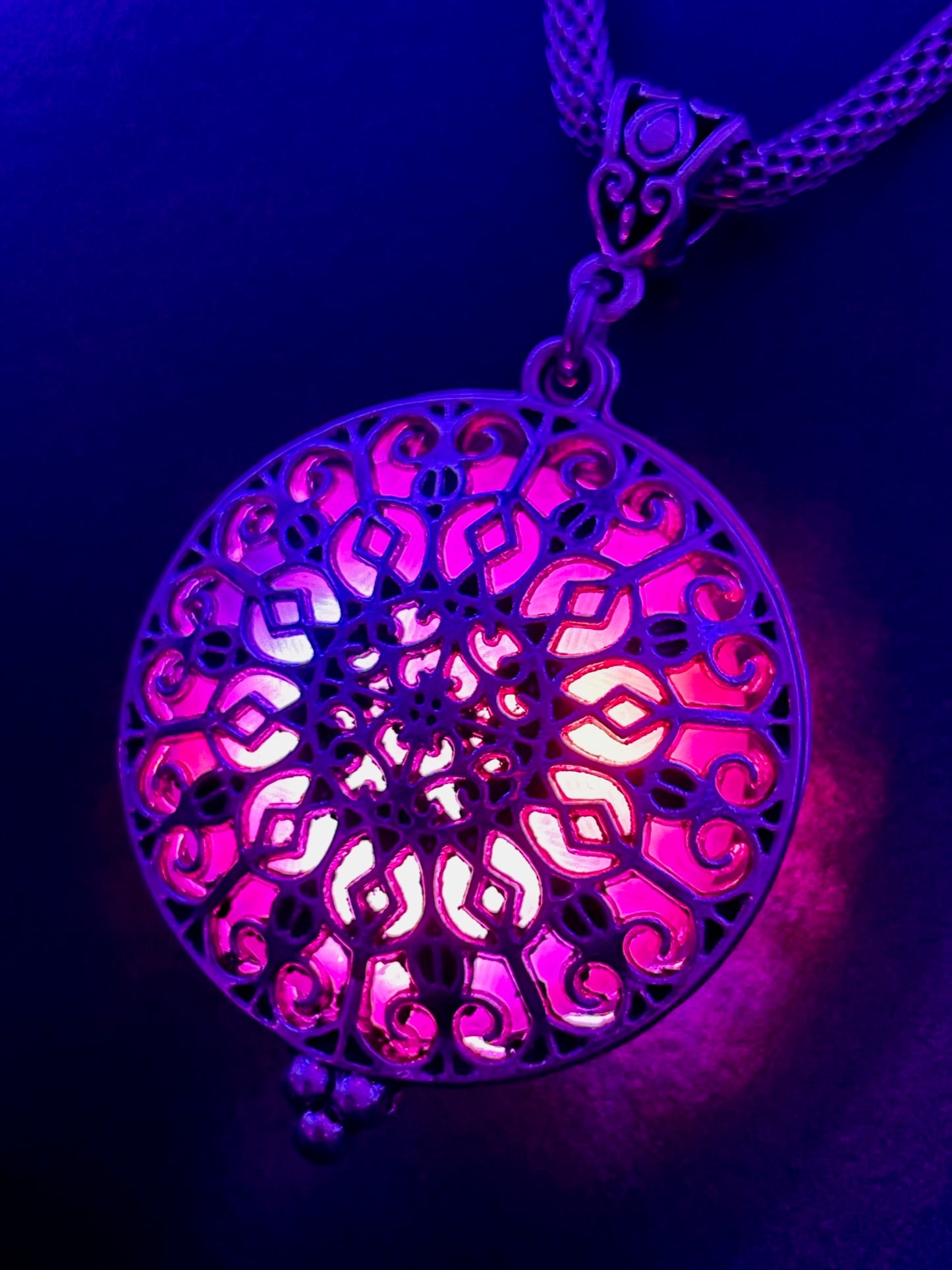 Cathedral Pendant - Siren/Python