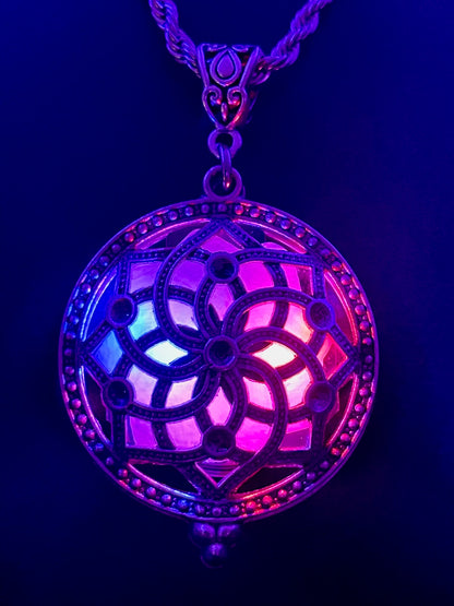 Helios Pendant - Siren/Helix