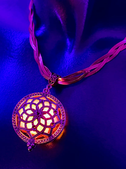 Helios Pendant - Inferno/Rapunzul