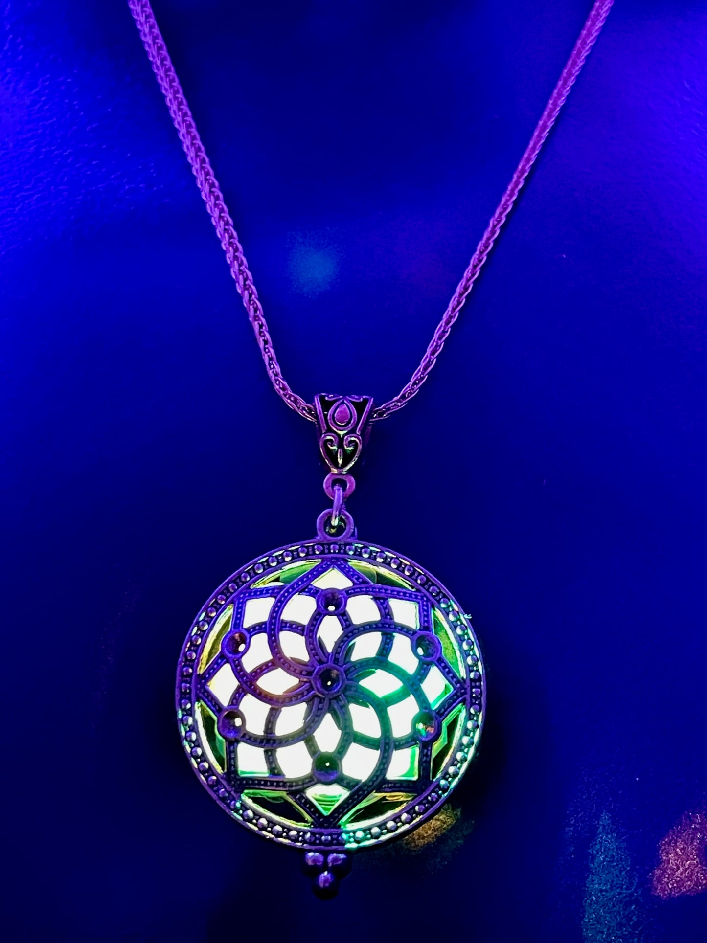 Helios Pendant - Flourish/Celtic