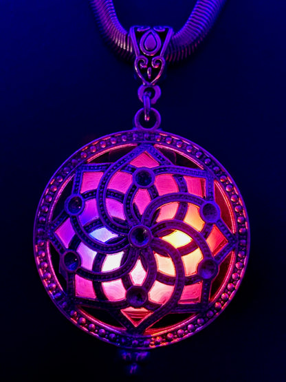 Helios Pendant - Sunset/Cobra