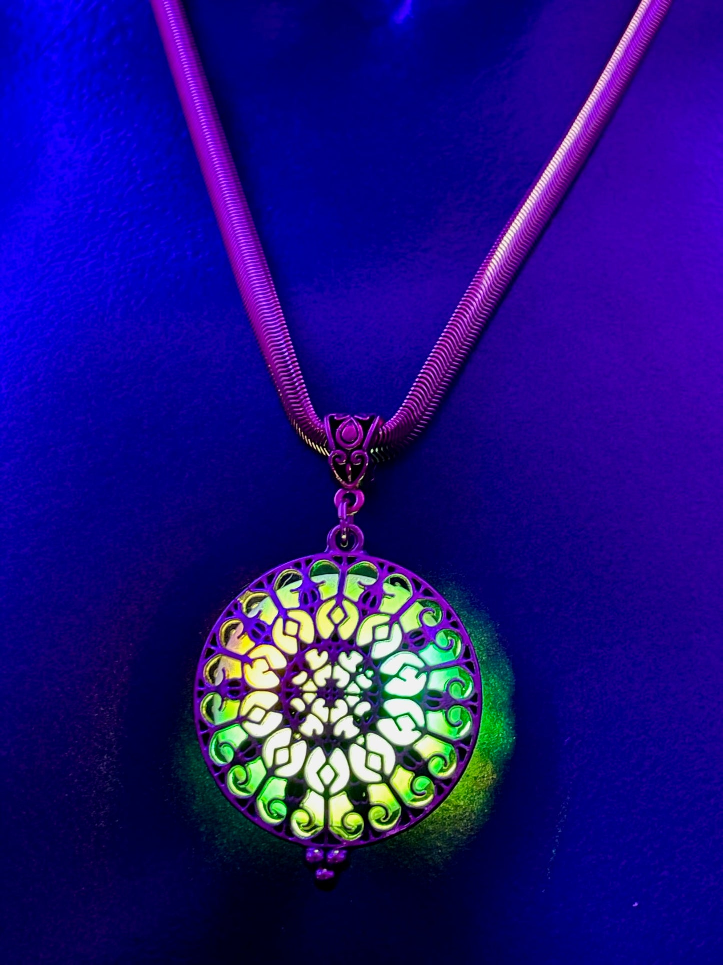 Cathedral Pendant - Flourish/Cobra
