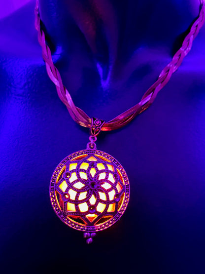 Helios Pendant - Inferno/Rapunzul