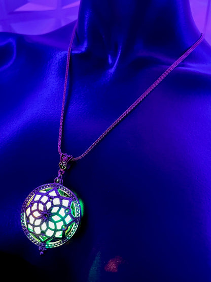 Helios Pendant - Flourish/Celtic