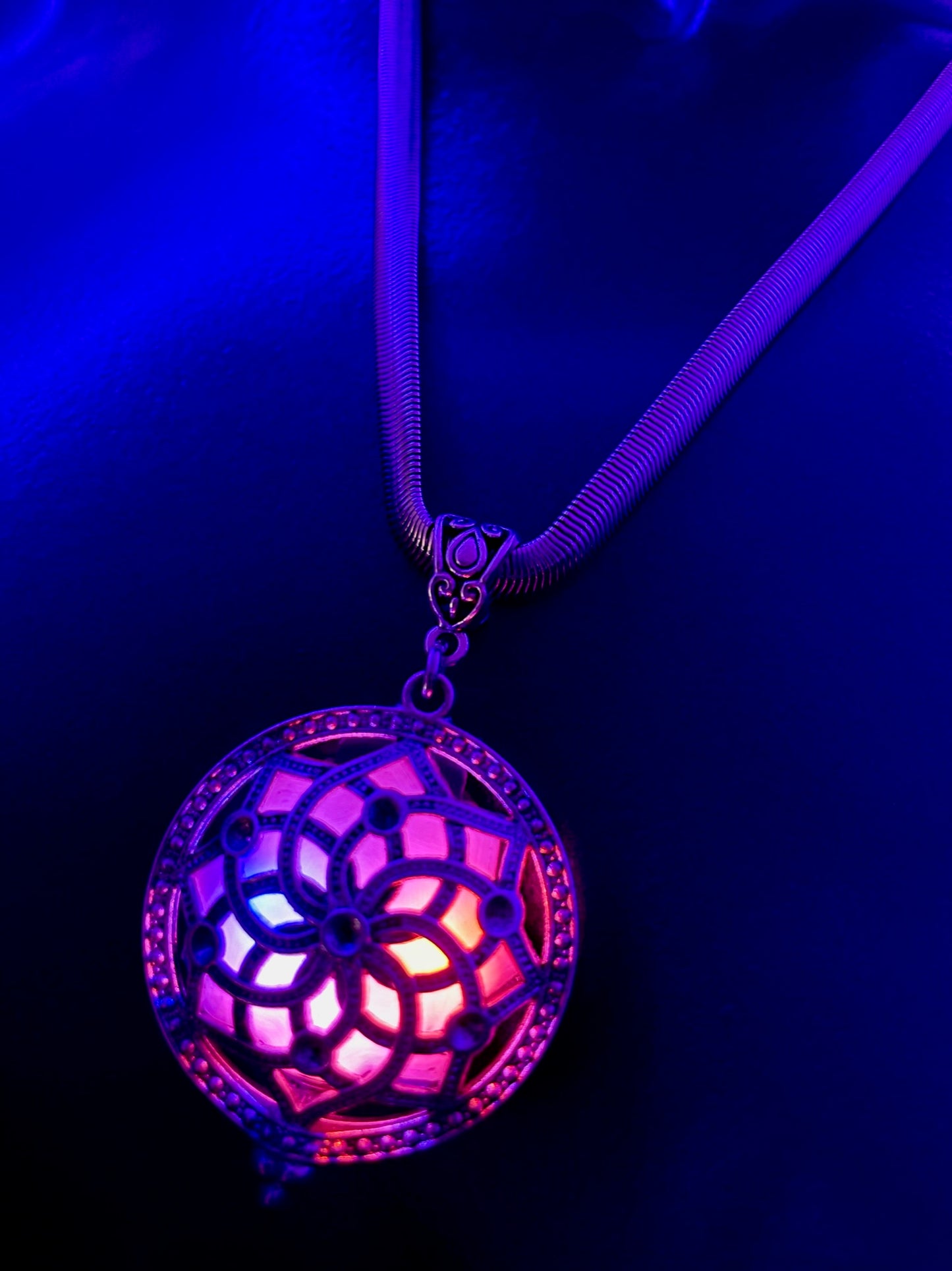 Helios Pendant - Sunset/Cobra
