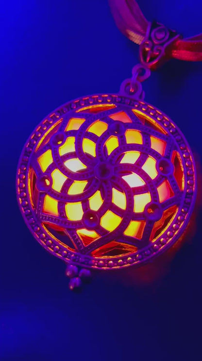 Helios Pendant - Inferno/Rapunzul