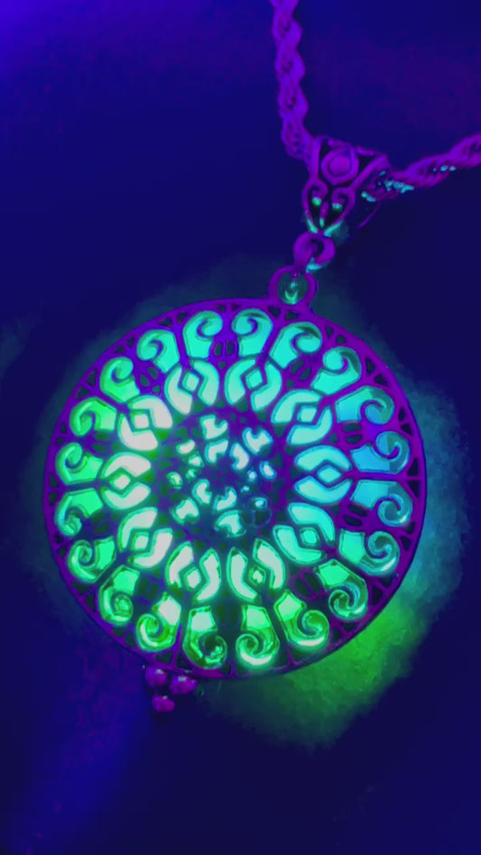 Cathedral Pendant - Odyssey/Twine