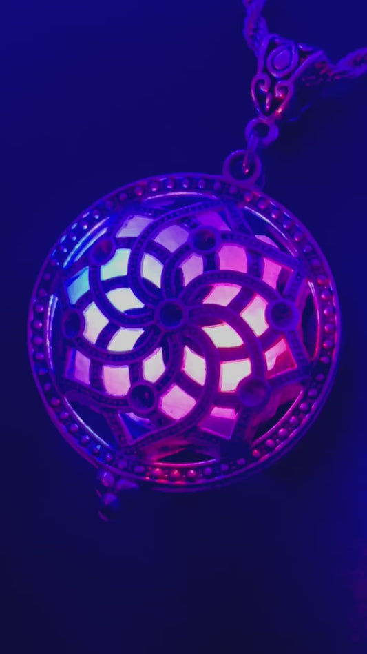 Helios Pendant - Siren/Helix
