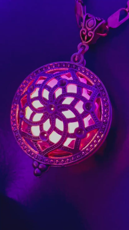 Helios Pendant - Coral/Disko